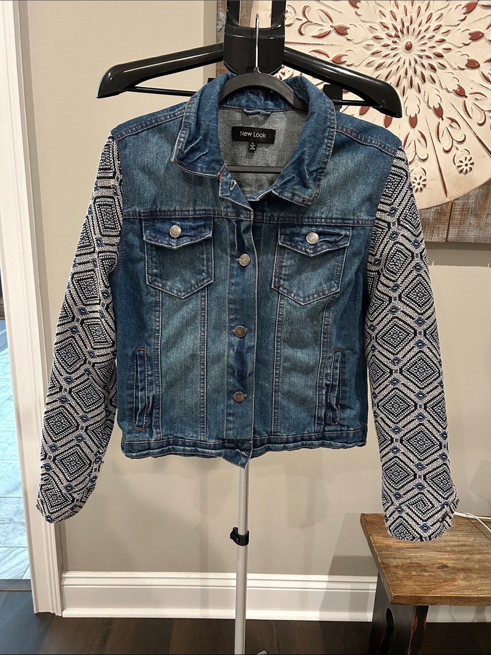 Women’s New Look Denim Jacket with Patterned Knit Sleeves/ Size Large Boho